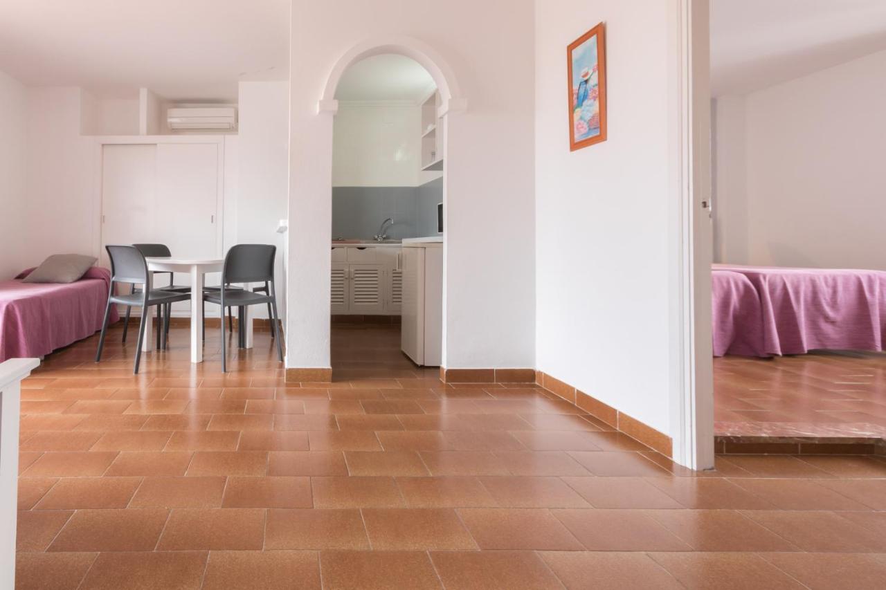 Sant Antoni de Portmany Apartamentos Orosol 2 By Typic Hotels מראה חיצוני תמונה