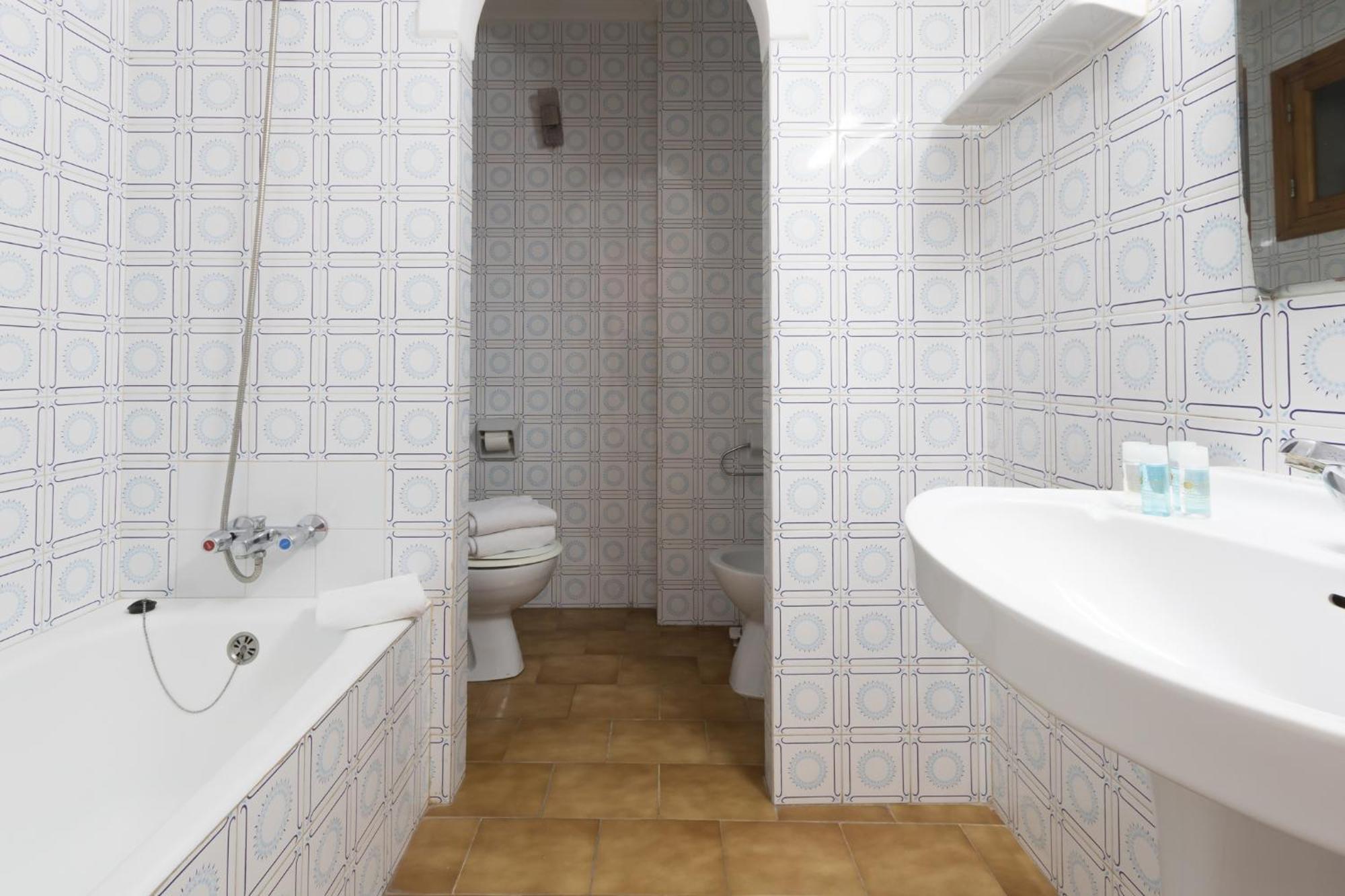Sant Antoni de Portmany Apartamentos Orosol 2 By Typic Hotels חדר תמונה