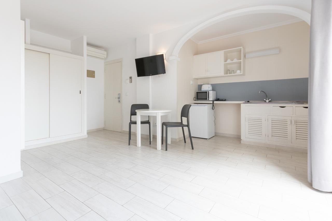 Sant Antoni de Portmany Apartamentos Orosol 2 By Typic Hotels מראה חיצוני תמונה