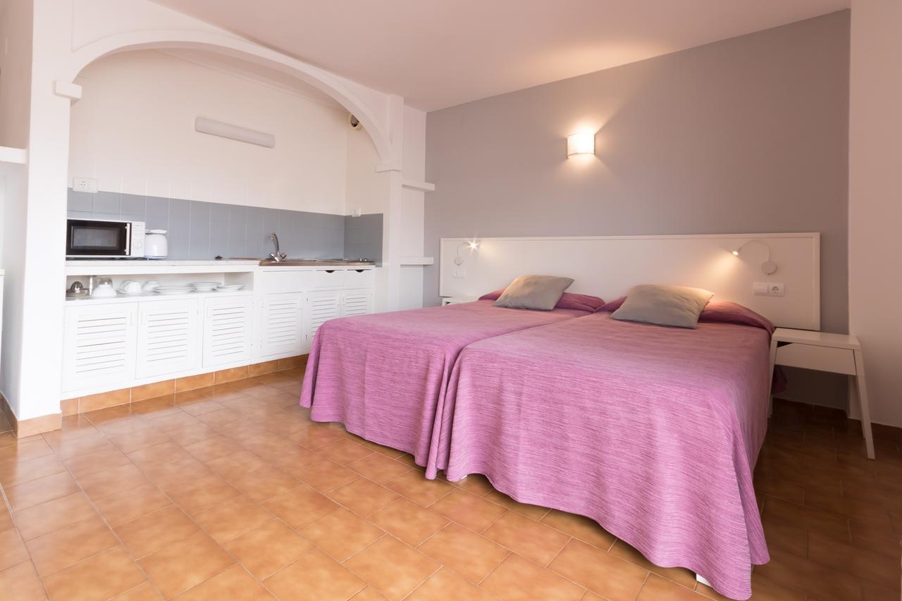 Sant Antoni de Portmany Apartamentos Orosol 2 By Typic Hotels מראה חיצוני תמונה