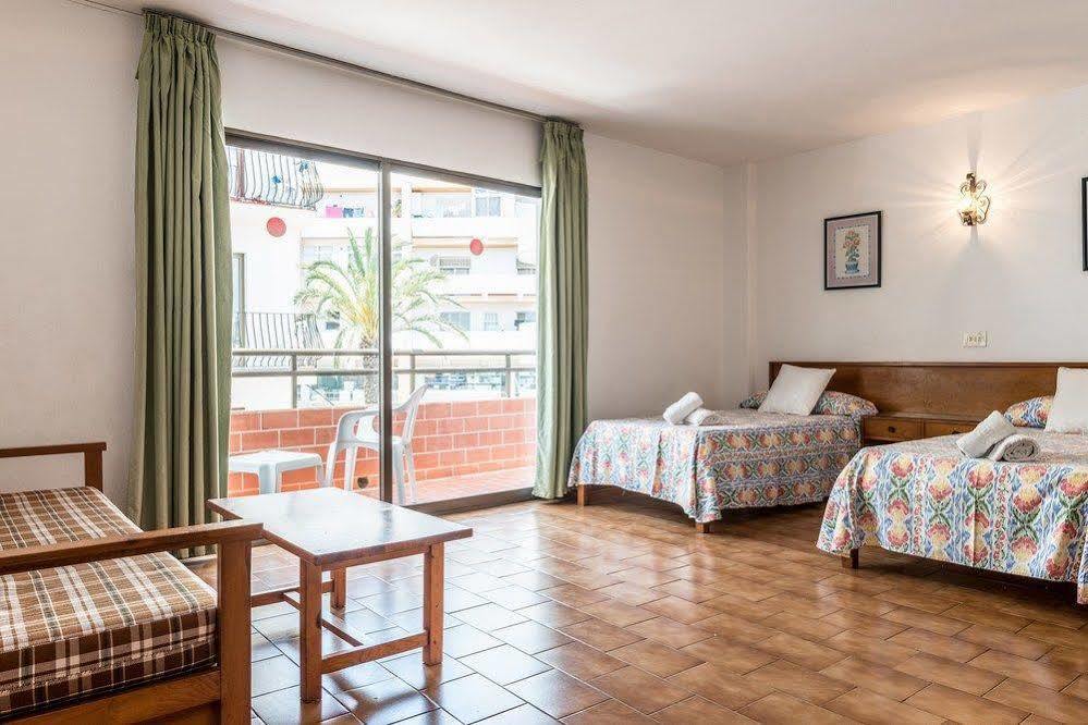 Sant Antoni de Portmany Apartamentos Orosol 2 By Typic Hotels מראה חיצוני תמונה