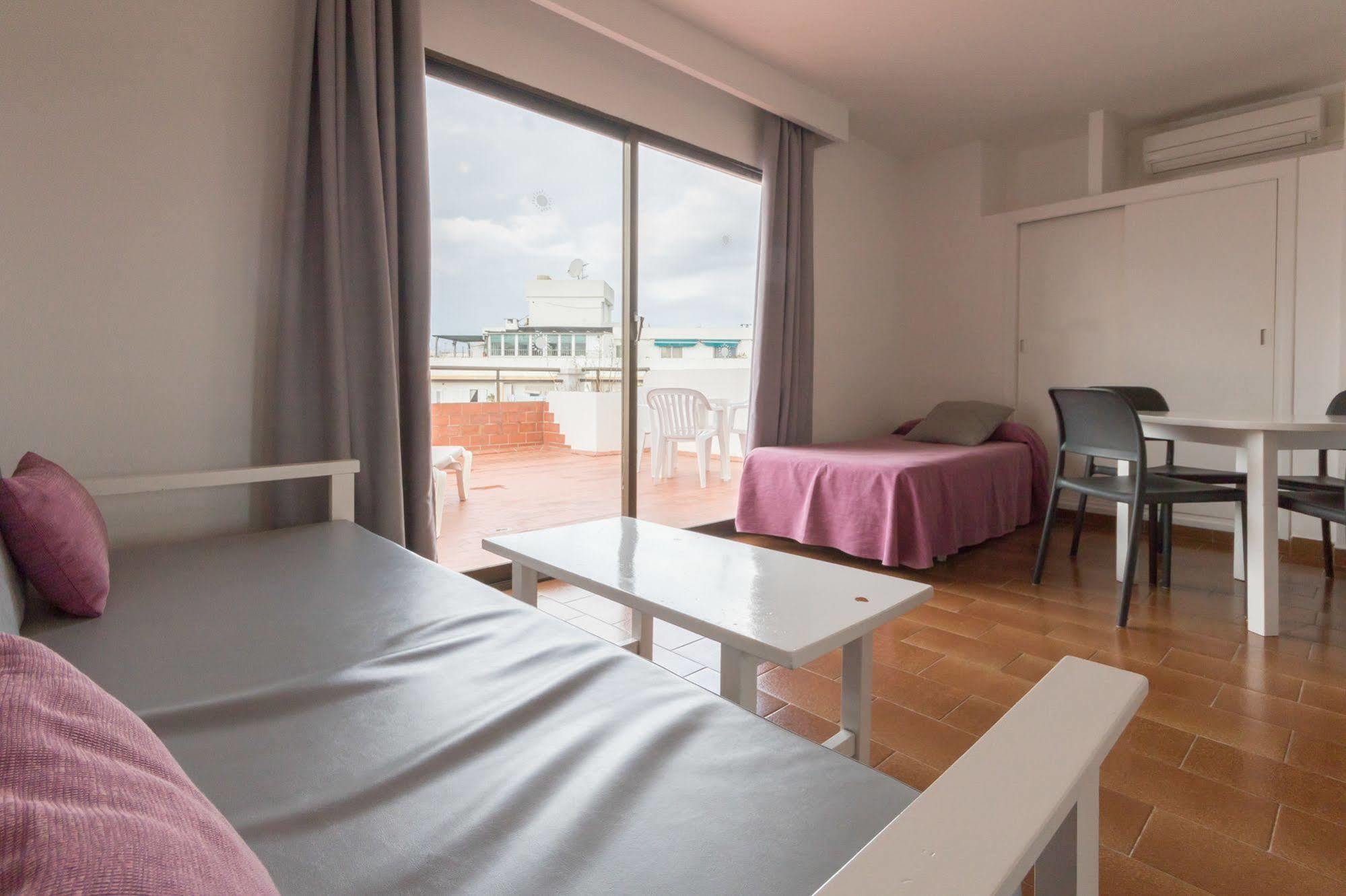 Sant Antoni de Portmany Apartamentos Orosol 2 By Typic Hotels מראה חיצוני תמונה